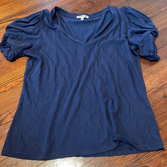 Sundry Women’s Navy Blue Top Size 1 Small - Picture 1 of 6